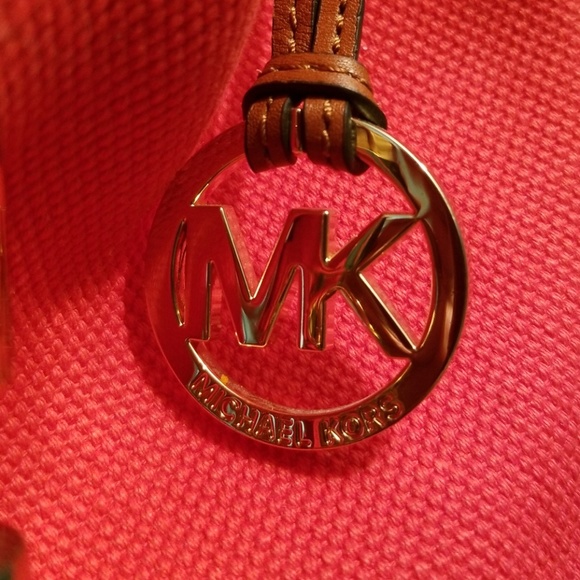 Michael Kors 🎈LIKE NEW🎈 Bucket Bag Red & Brown - Picture 8 of 8